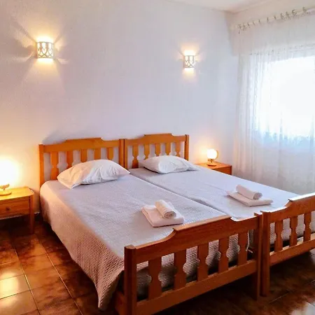 Cristina2bedroomapartment * Albufeira